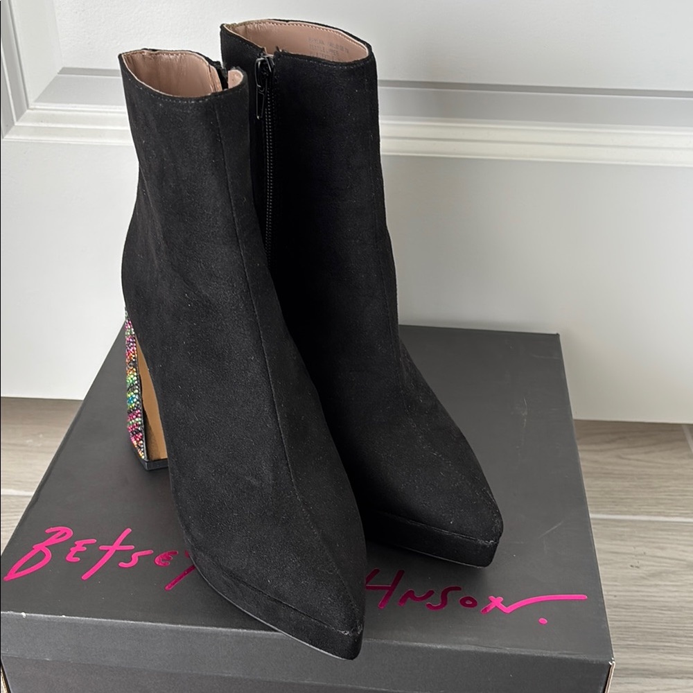 (NIB) Betsey Johnson Women’s Raylan Platform with Rhinestone Heel Bootie - Picture 10 of 13